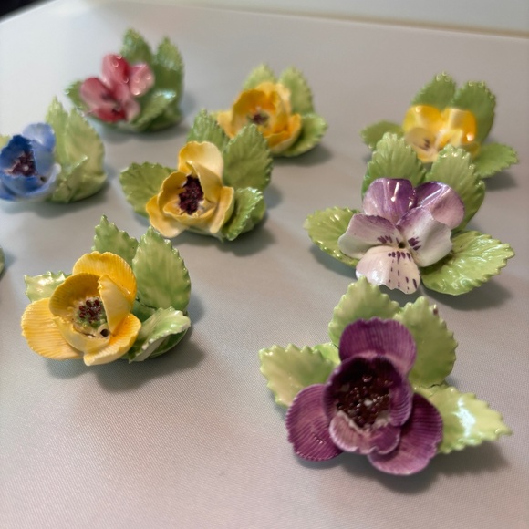 Royal Adderley Bone China Flower Place Card Holders - Set of 9 - Picture 3 of 8